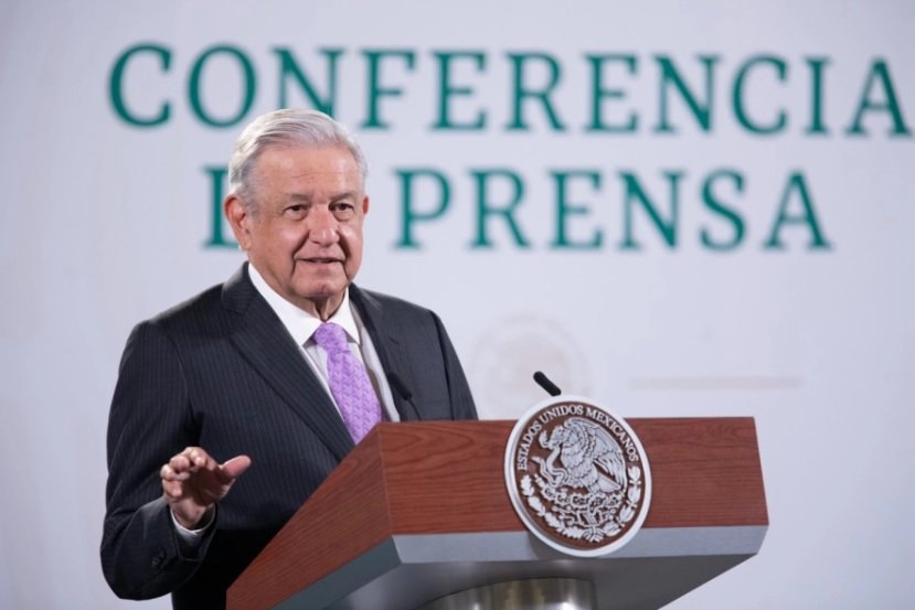 Vemos bien que se amplíe plazo de entrada en vigor de reforma al outsourcing: AMLO
