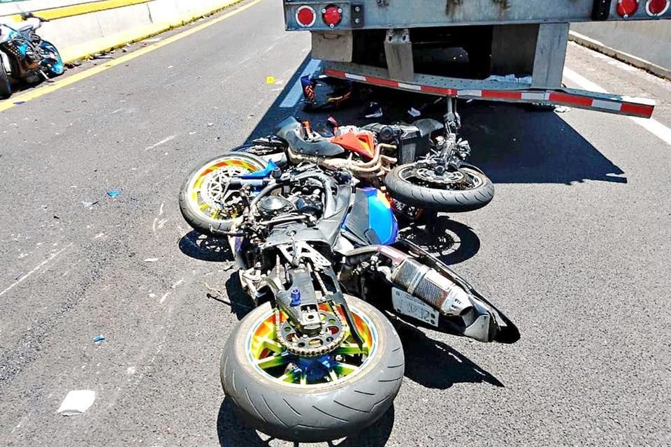 Identifican a motociclistas que fallecieron en la México-Cuernavaca