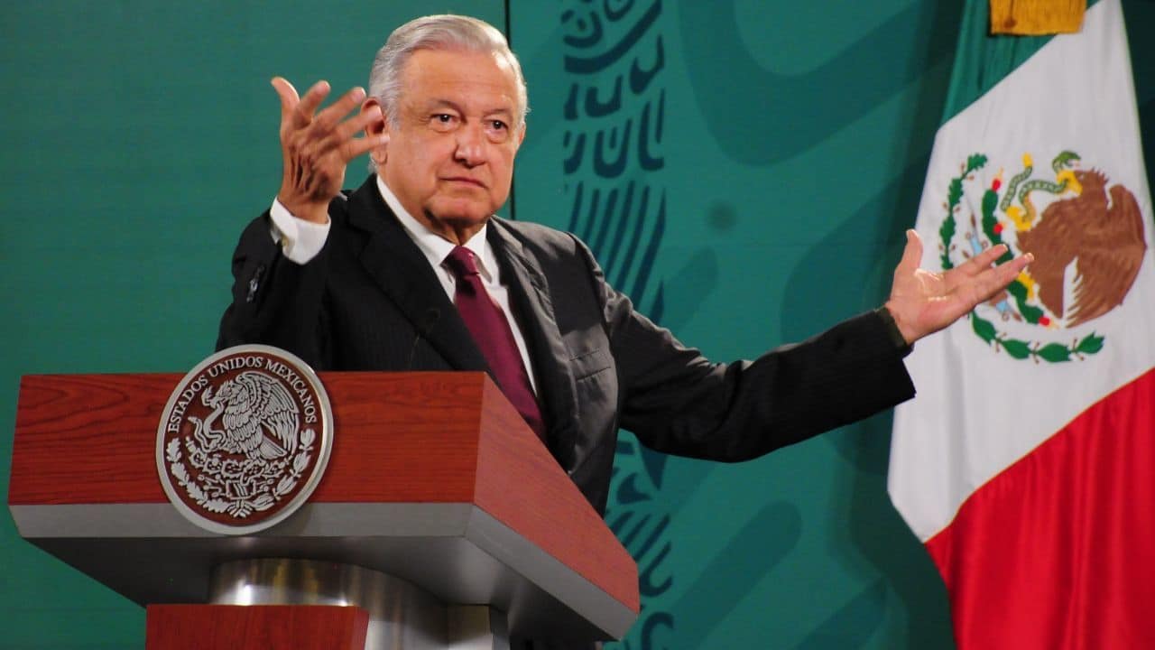 En Tribunal Electoral hay una situación de crisis y descomposición: AMLO