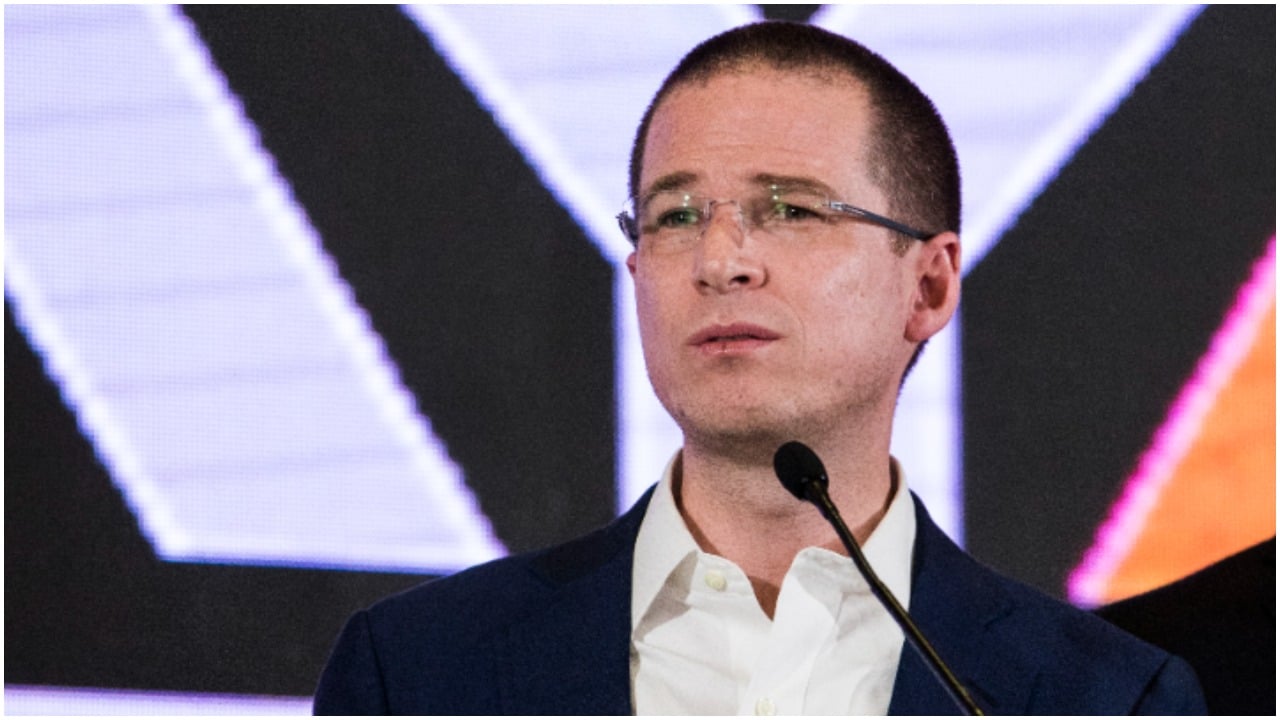 Caso Ricardo Anaya no es por recibir dinero o por un voto, sino por corrupción: FGR