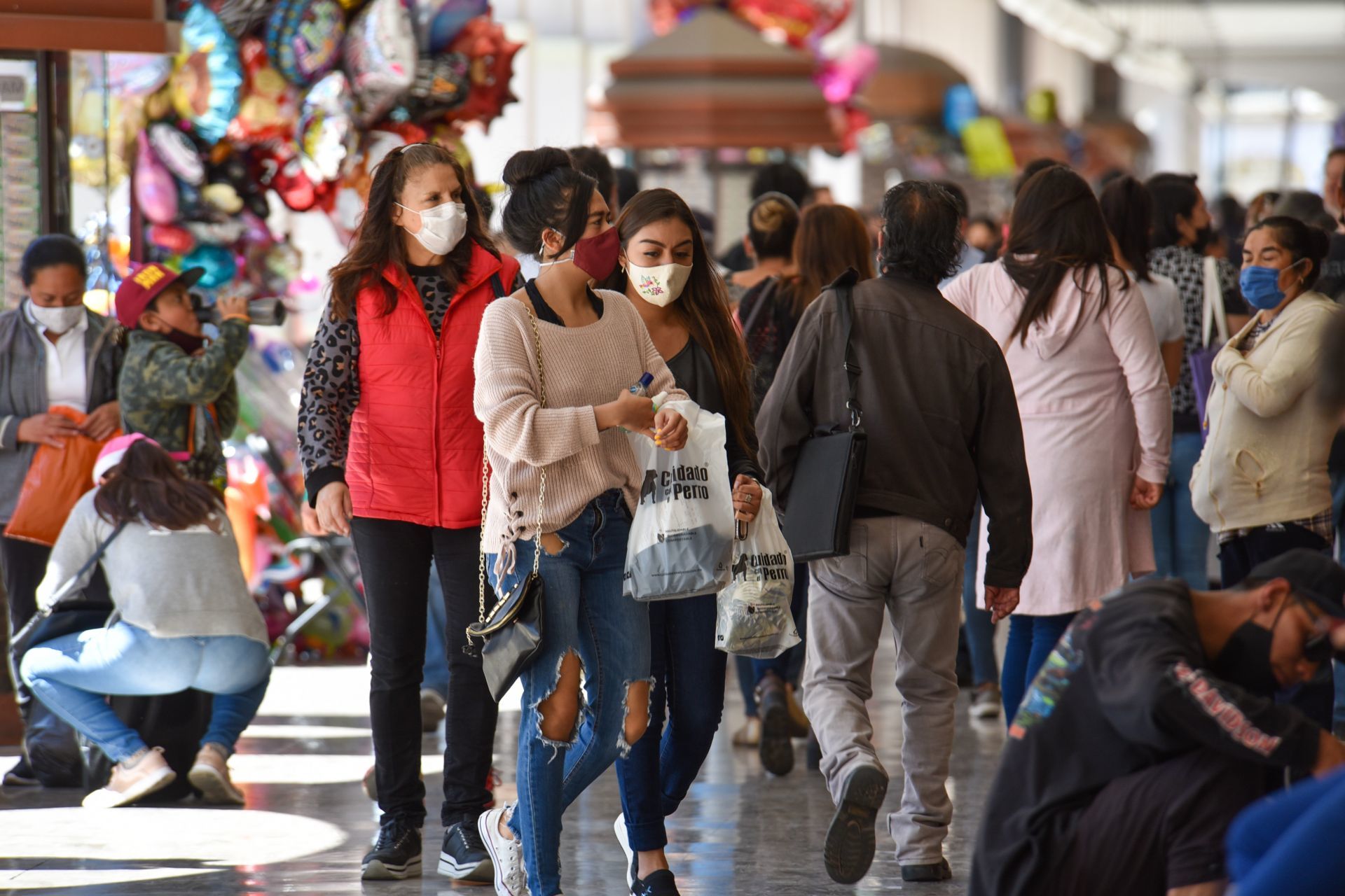 México suma 253 mil 155 muertes por covid-19