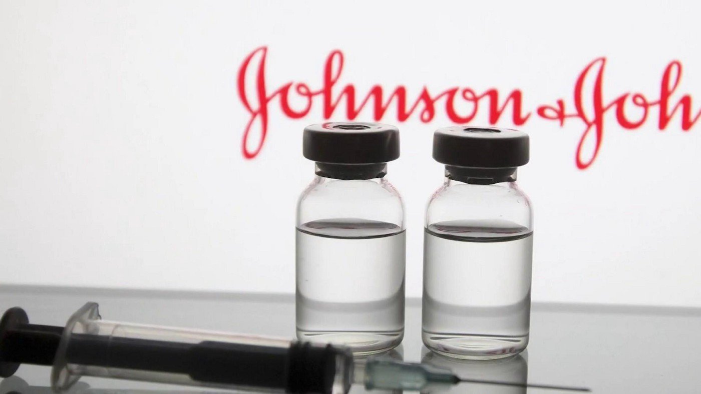 Farmacéutica Johnson & Johnson recomienda aplicar dosis de refuerzo de su vacuna anticovid