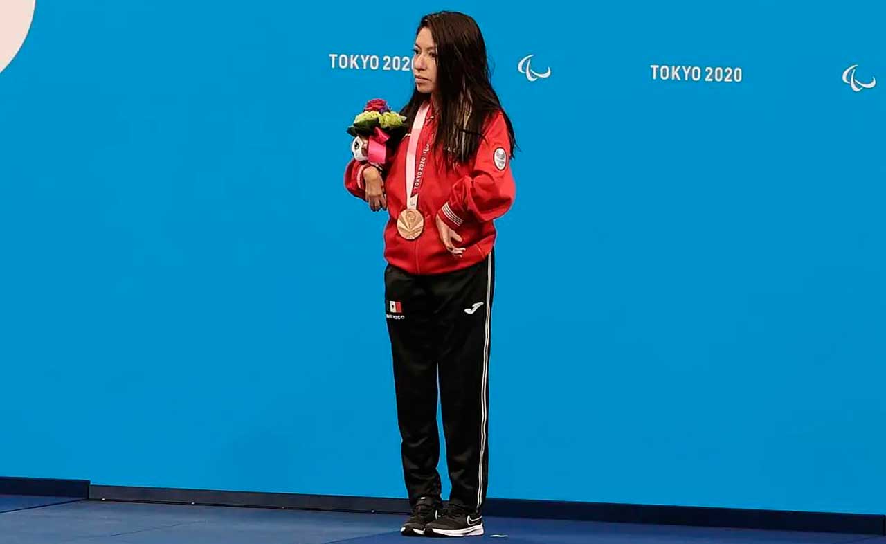 Nadadora mexicana obtiene medalla de bronce en Juegos Paralímpicos