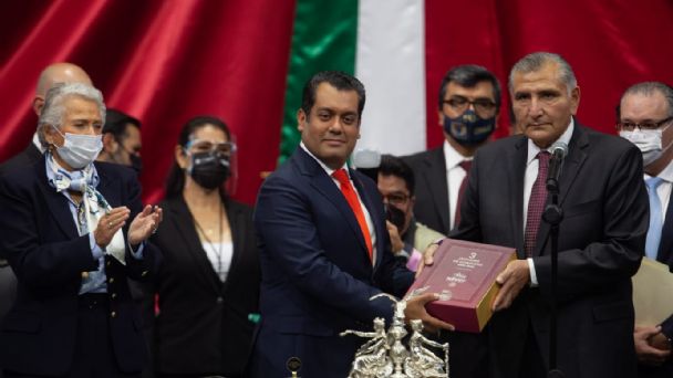 Adán Augusto López entrega tercer informe de gobierno de AMLO al Congreso