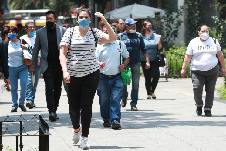 México suma 15 mil 784 casos de covid-19 en las últimas 24 horas: Ssa