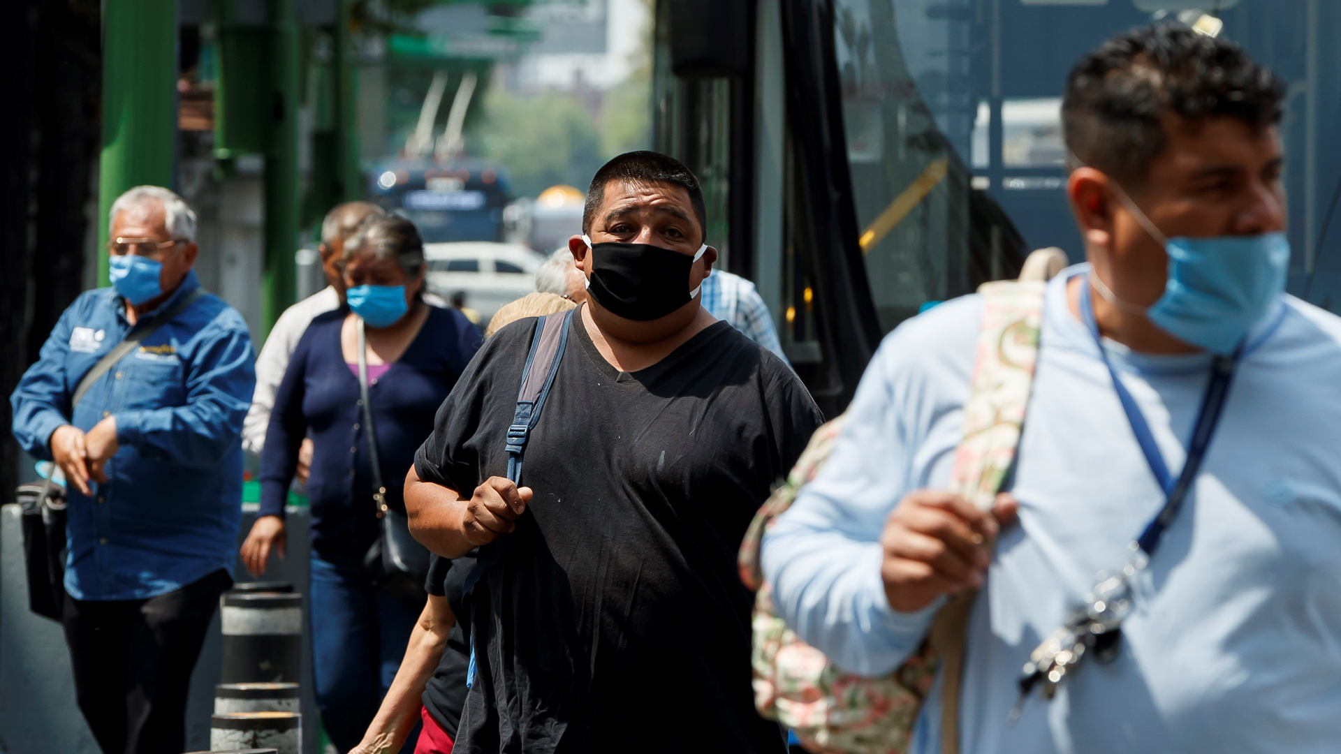 México registra 325 muertes por covid-19 en las últimas 24 horas: Ssa