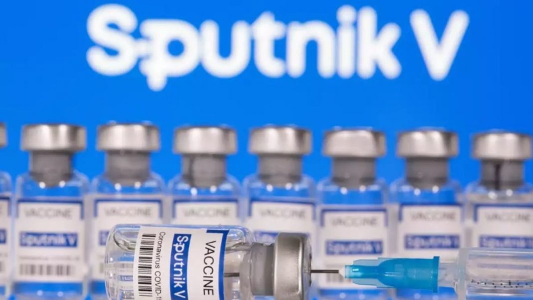 OMS elimina barreras para aprobar la vacuna anticovid Sputnik V: ministro de Salud ruso