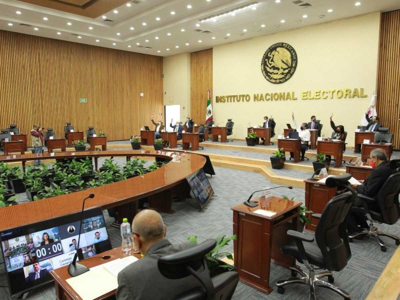 Recortar presupuesto al INE es bloquear la revocación de mandato: consejeros