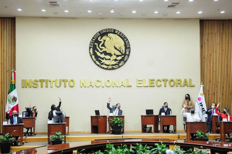 Diputados alistan recorte de más de 4 mil mdp al INE