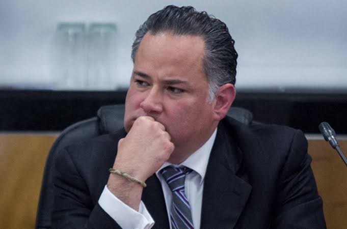 Santiago Nieto declina invitación al Senado