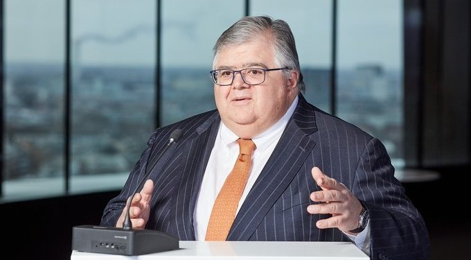 Reeligen a Agustín Carstens como director del Banco de Pagos Internacionales