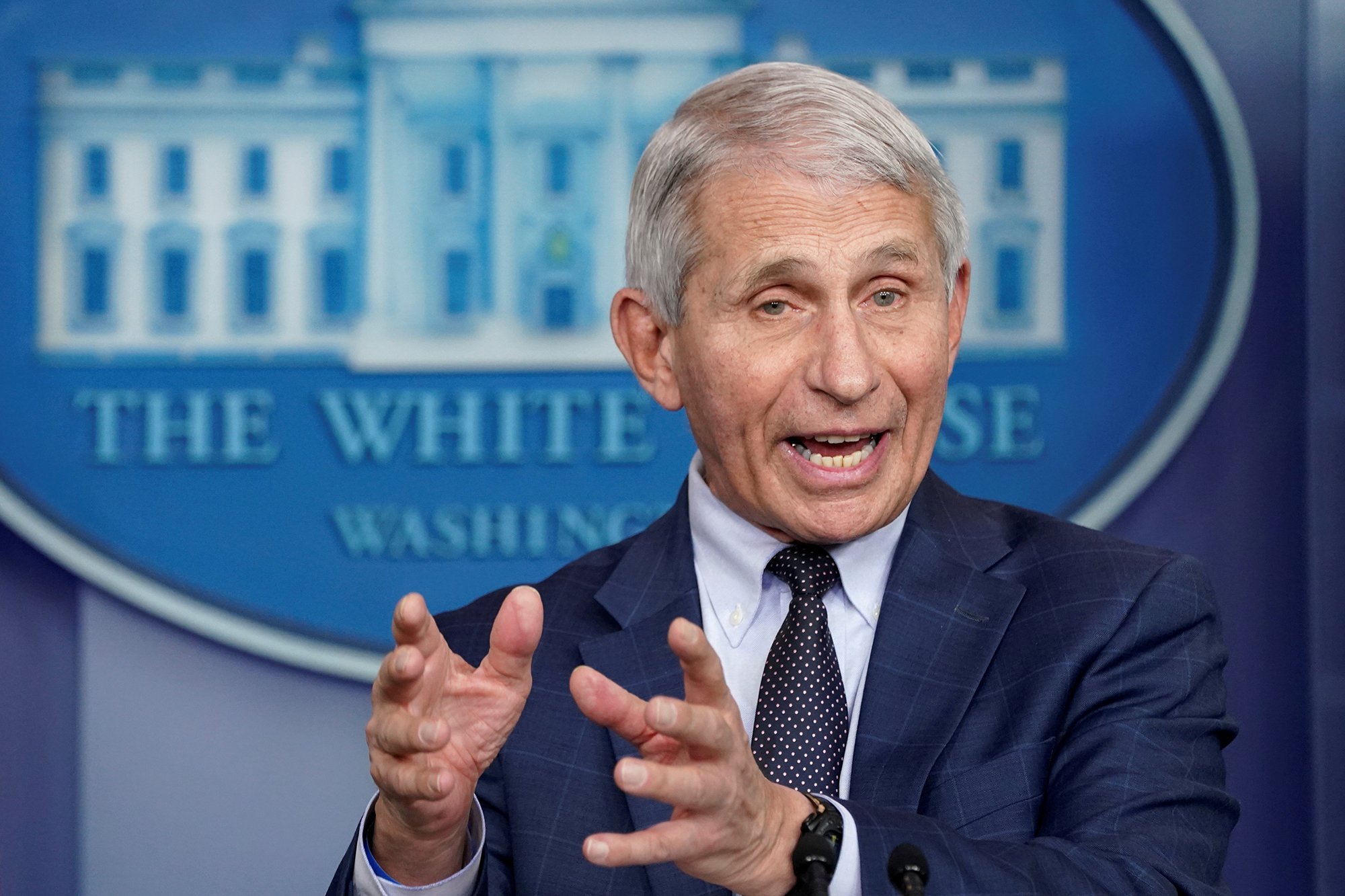 «Serán semanas o meses difíciles a medida que nos adentremos en el invierno», alerta Fauci