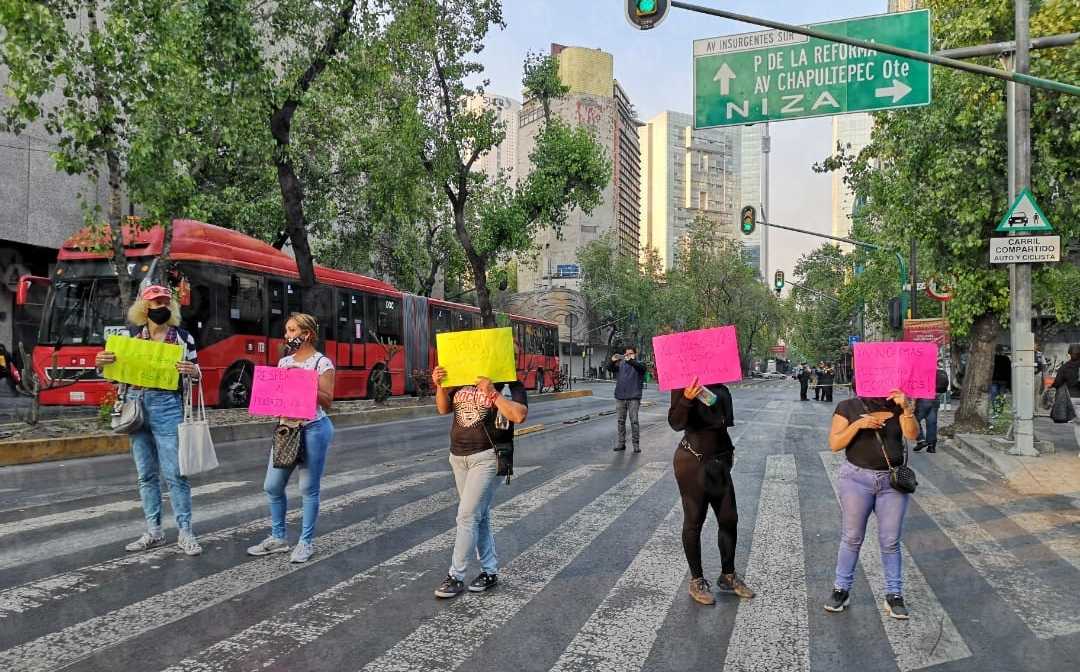 Trabajadoras sexuales denuncian abusos y extorsiones por parte de policías de CdMx
