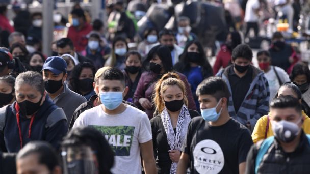 México suma 2 mil 695 nuevos casos de covid y 262 muertes en 24 horas