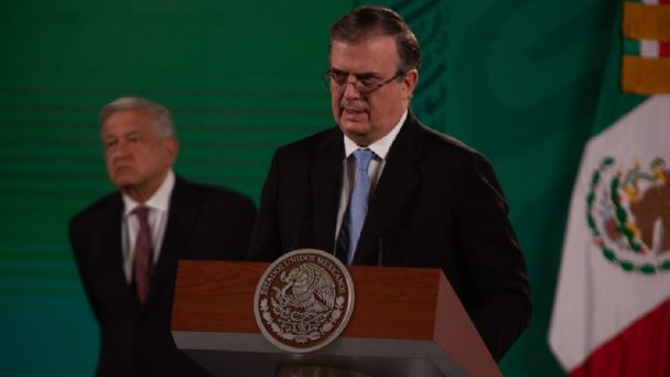 México no impondrá restricciones de viaje por variante Ómicron: Ebrard