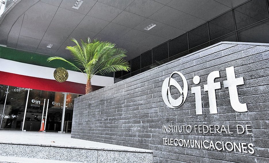 Funcionarios del IFT no podrán ganar más que AMLO; Corte niega suspensión