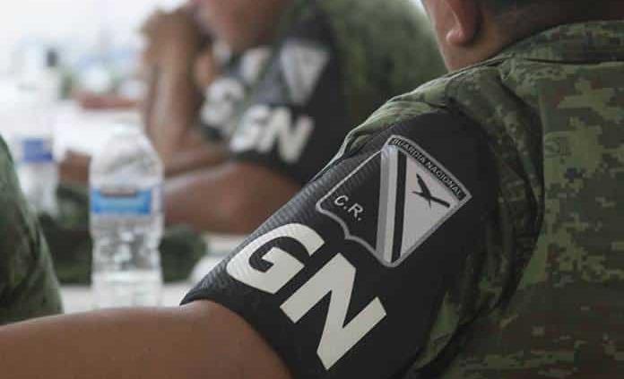 Guardia Nacional detiene a tres en Michoacán; dos están desaparecidos y uno fue hallado golpeado