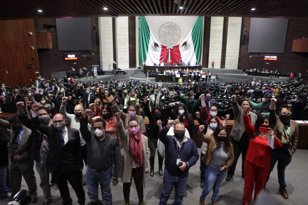 Periodistas protestan en la Cámara de Diputados por agresiones a la prensa￼
