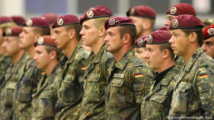 La ayuda militar sin precedentes que Occidente enviará al gobierno ucraniano (y el cambio de postura de Alemania)