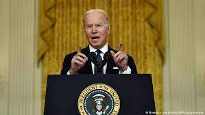  Biden condena ataque “injustificado de Putin contra Ucrania