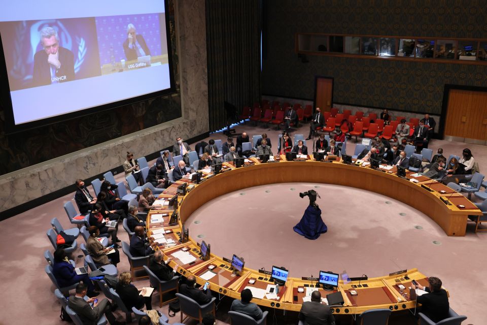 EU ordena salida de 12 diplomáticos rusos ante la ONU por «espionaje»