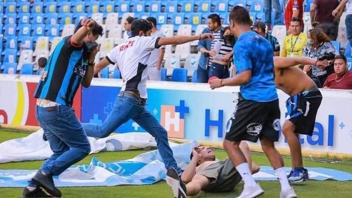 Exigen aficionados a la FIFA quitarle la sede del Mundial a México del 2026 