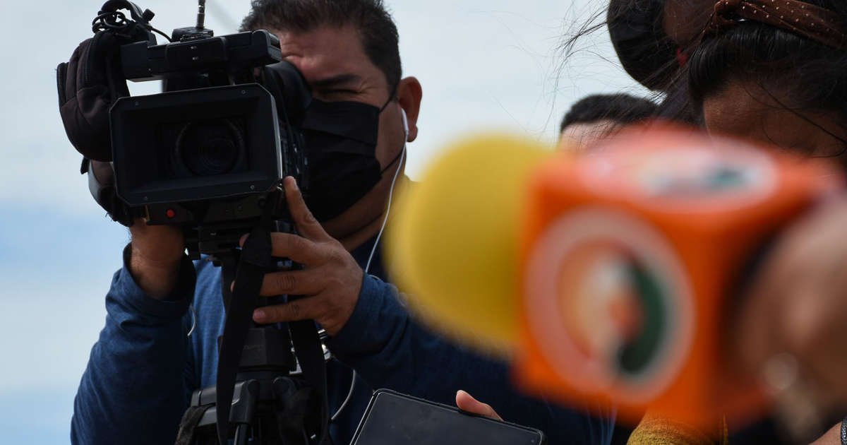 Aprueba Parlamento Europeo resolución que pide a México proteger a periodistas y defensores de derechos humanos