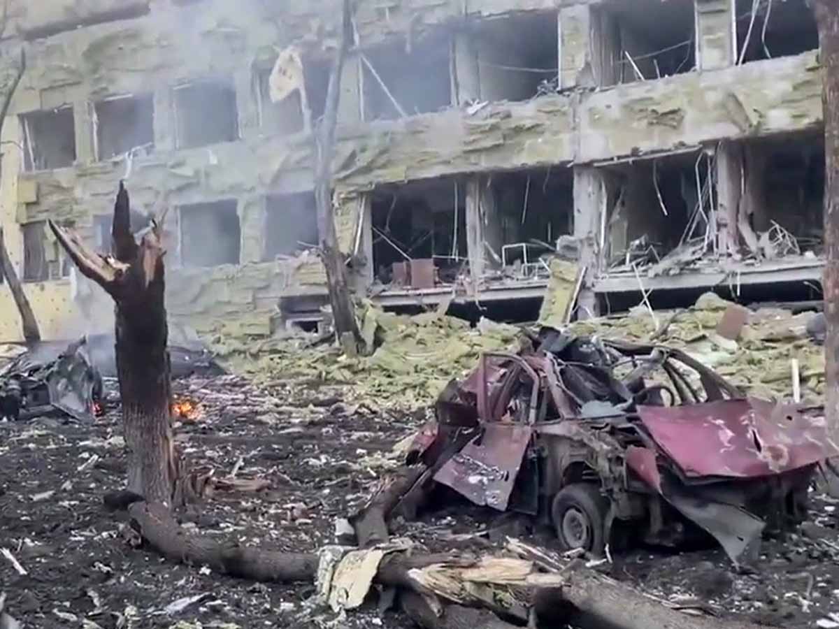 Rusia niega bombardeo a hospital infantil de Mariúpol: «Es una provocación»