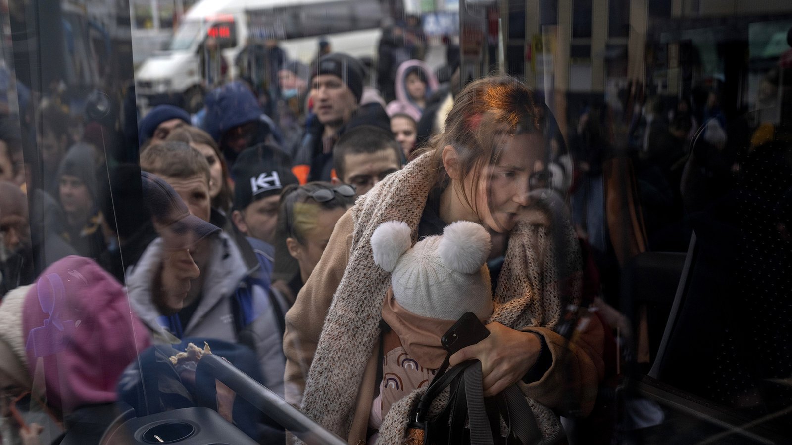 Logran acuerdo histórico en la UE para proteger temporalmente a refugiados de Ucrania