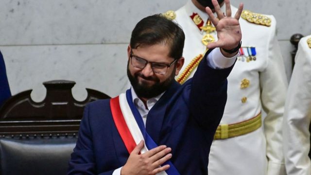 Gabriel Boric asume como presidente de Chile