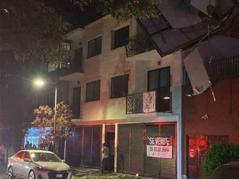 Explosión en edificio de la Narvarte deja al menos cuatro heridos