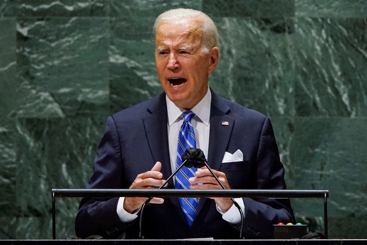 Exige Biden someter a juicio a Vladimir Putin por crímenes de guerra 