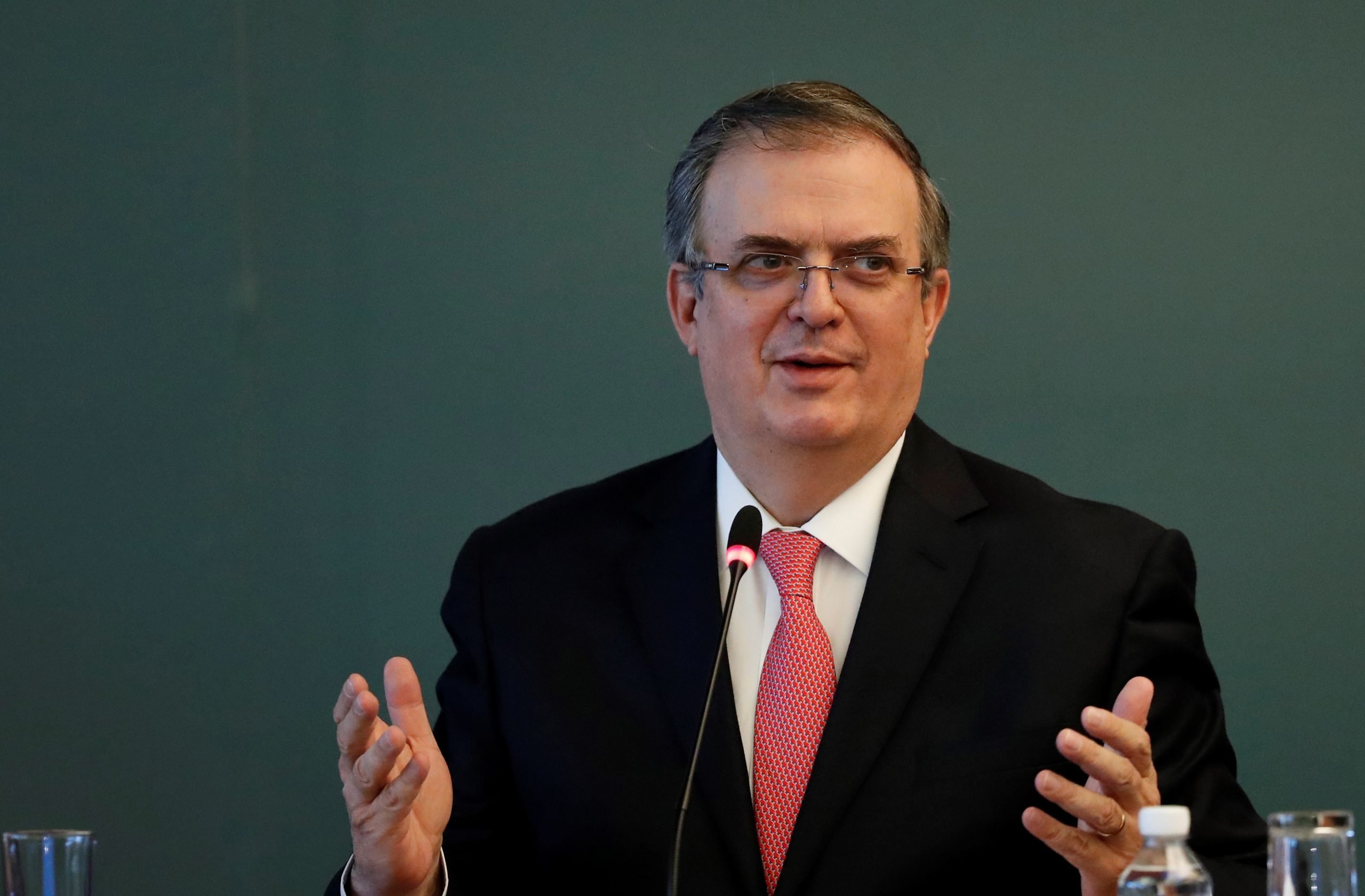 Ebrard ofrece continuidad con cambio; no he traicionado ni voy a traicionar a AMLO, dice