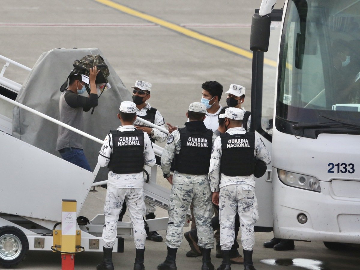 Juez de EU mantiene Título 42, medida que restringe ingreso de migrantes