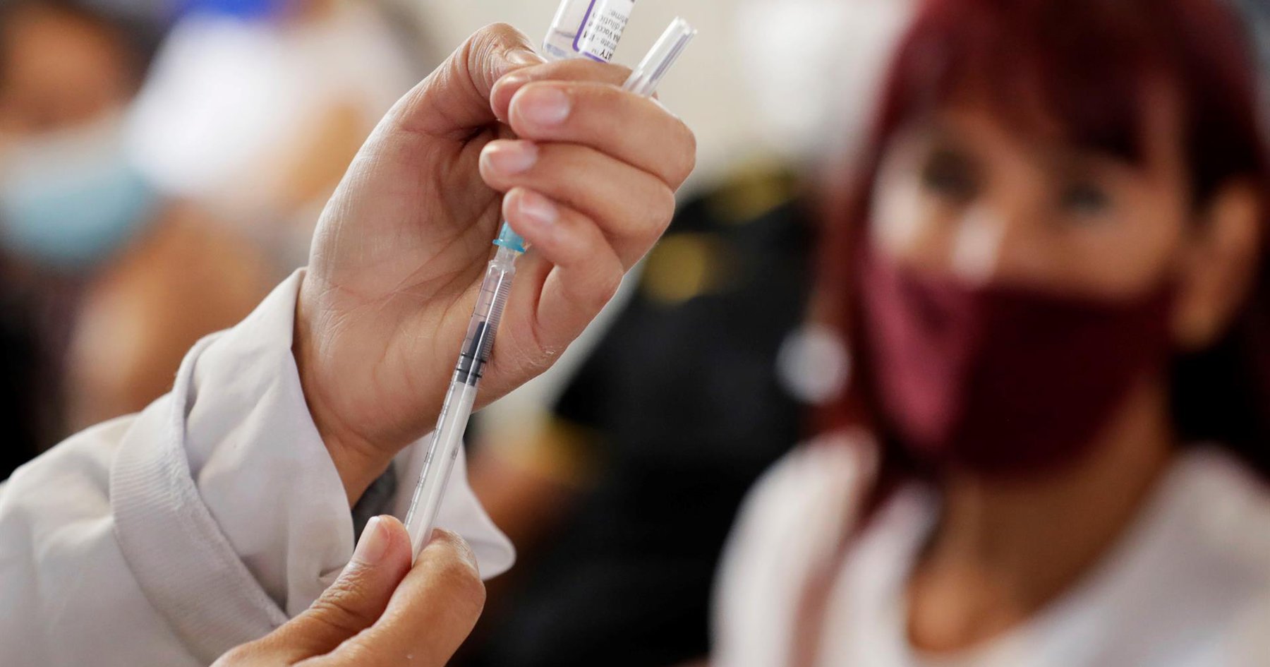 Perú aplicará cuarta dosis de vacuna contra covid a personas mayores de 50 años