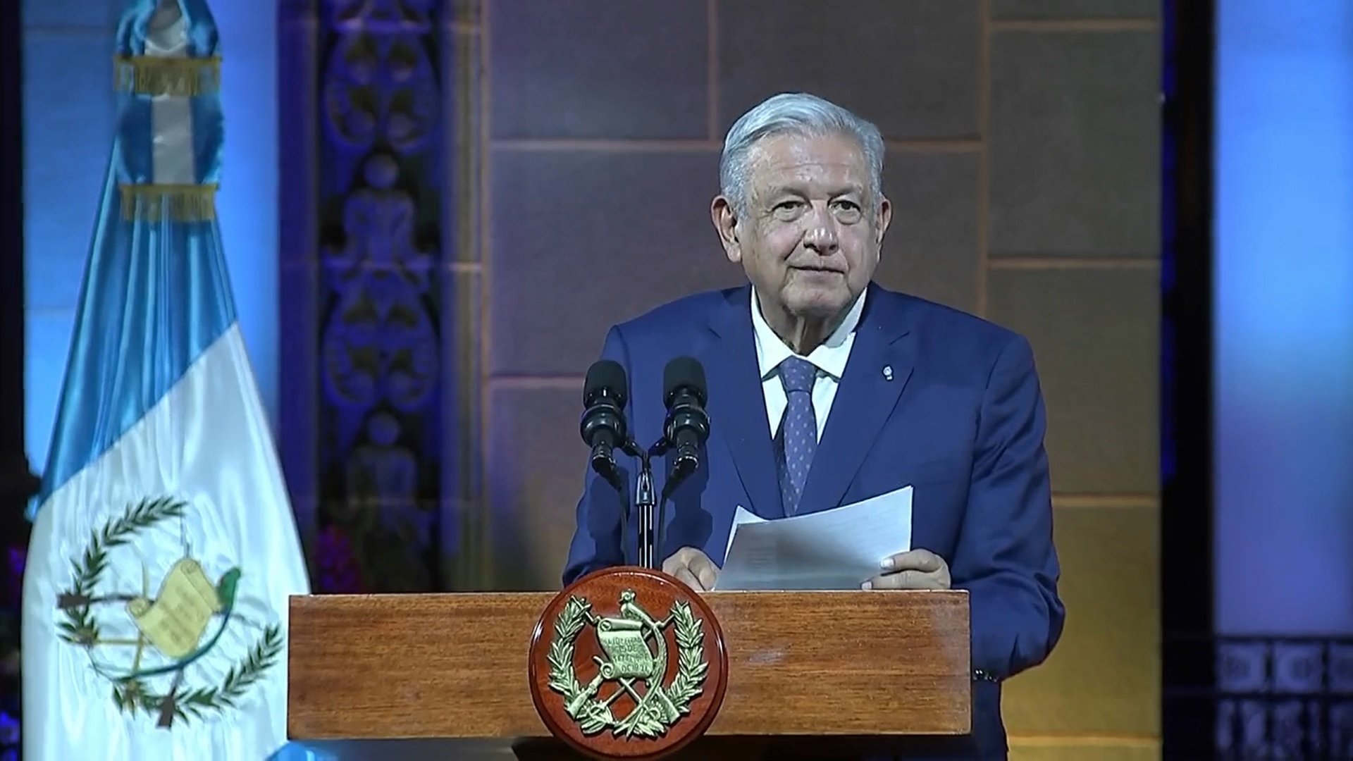Desde Guatemala, AMLO reprocha a EU falta de apoyo a Centroamérica
