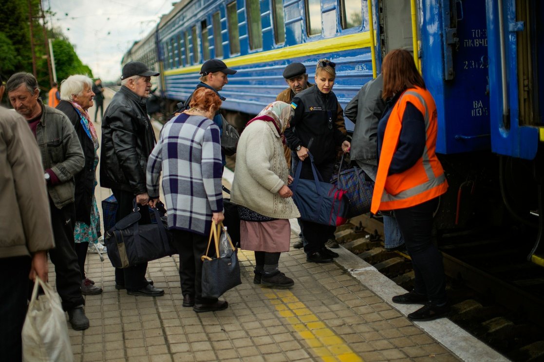 Por primera vez, el mundo rebasa los 100 millones de desplazados por conflictos bélicos: ACNUR