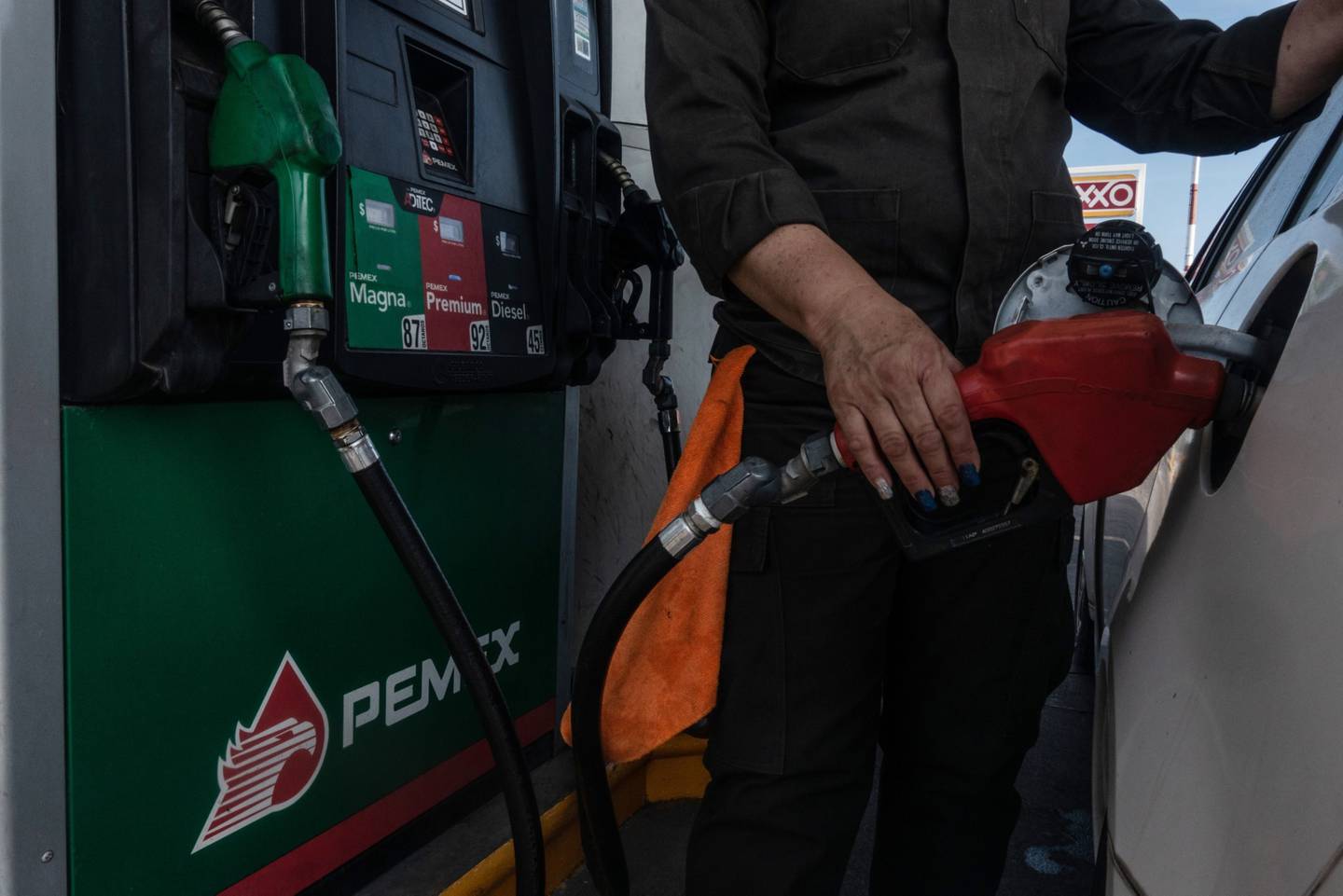 Tras cierre de refinería en Tula, Hidalgo, reportan desabasto de gasolina Magna en zonas de Morelos