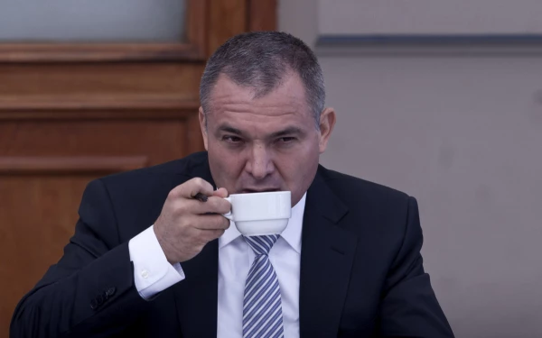 Hay tres órdenes de aprehensión contra Genaro García Luna: FGR