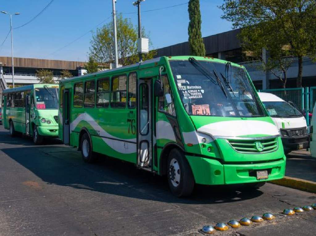 Gobierno de CDMX autoriza aumento de $1 a la tarifa de transporte público concesionado