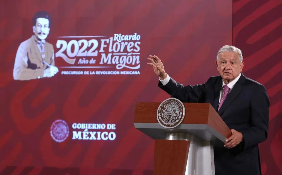 AMLO denuncia conspiración contra Tren Maya