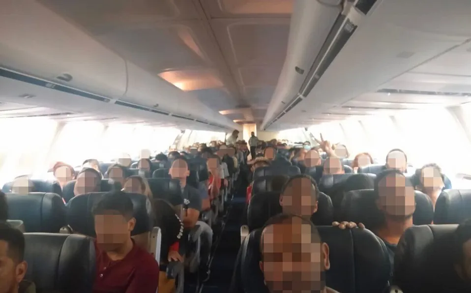 México deporta a 126 venezolanos que ingresaron irregularmente al país