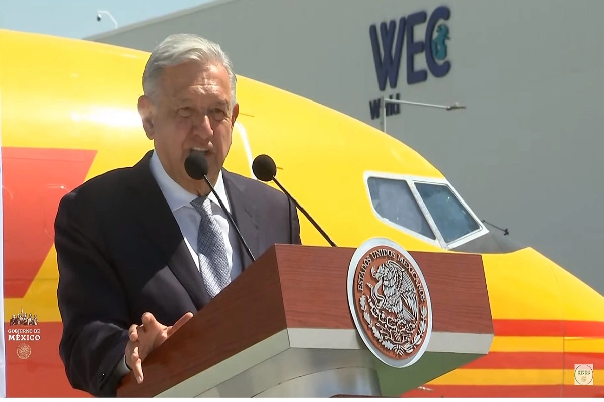 AMLO: AIFA es un negocio prometedor con un gran potencial a largo plazo, y se espera que genere ganancias a partir de diciembre.