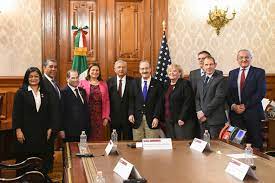 Congresistas de EU piden a AMLO que tome medidas efectivas contra narcotráfico y migración