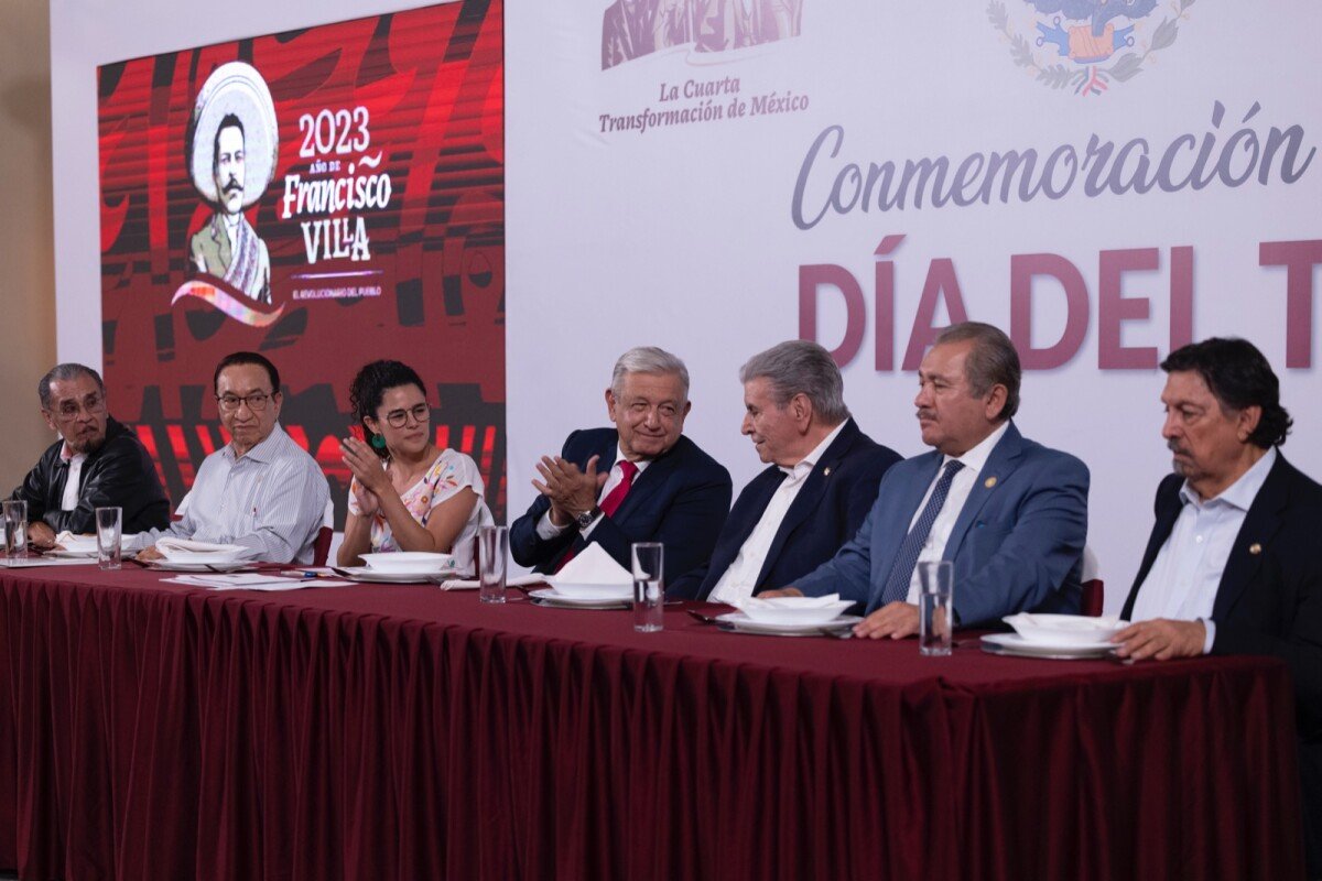 AMLO asegura que su gobierno no está al servicio de empresarios ni banqueros