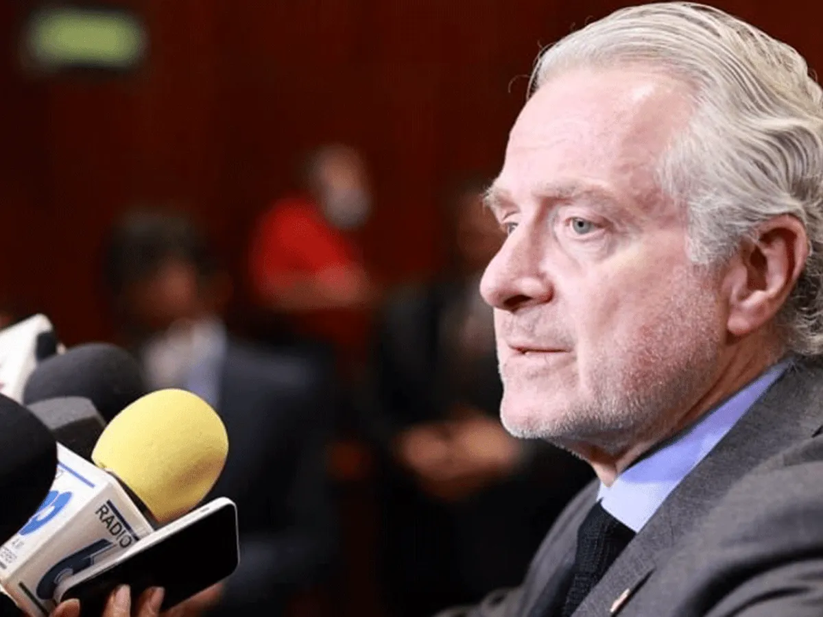 Morena denuncia a aspirantes opositores por uso indebido de recursos públicos