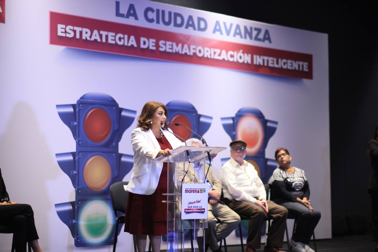 Clara Brugada propone Estrategia de Semaforización Inteligente para CDMX