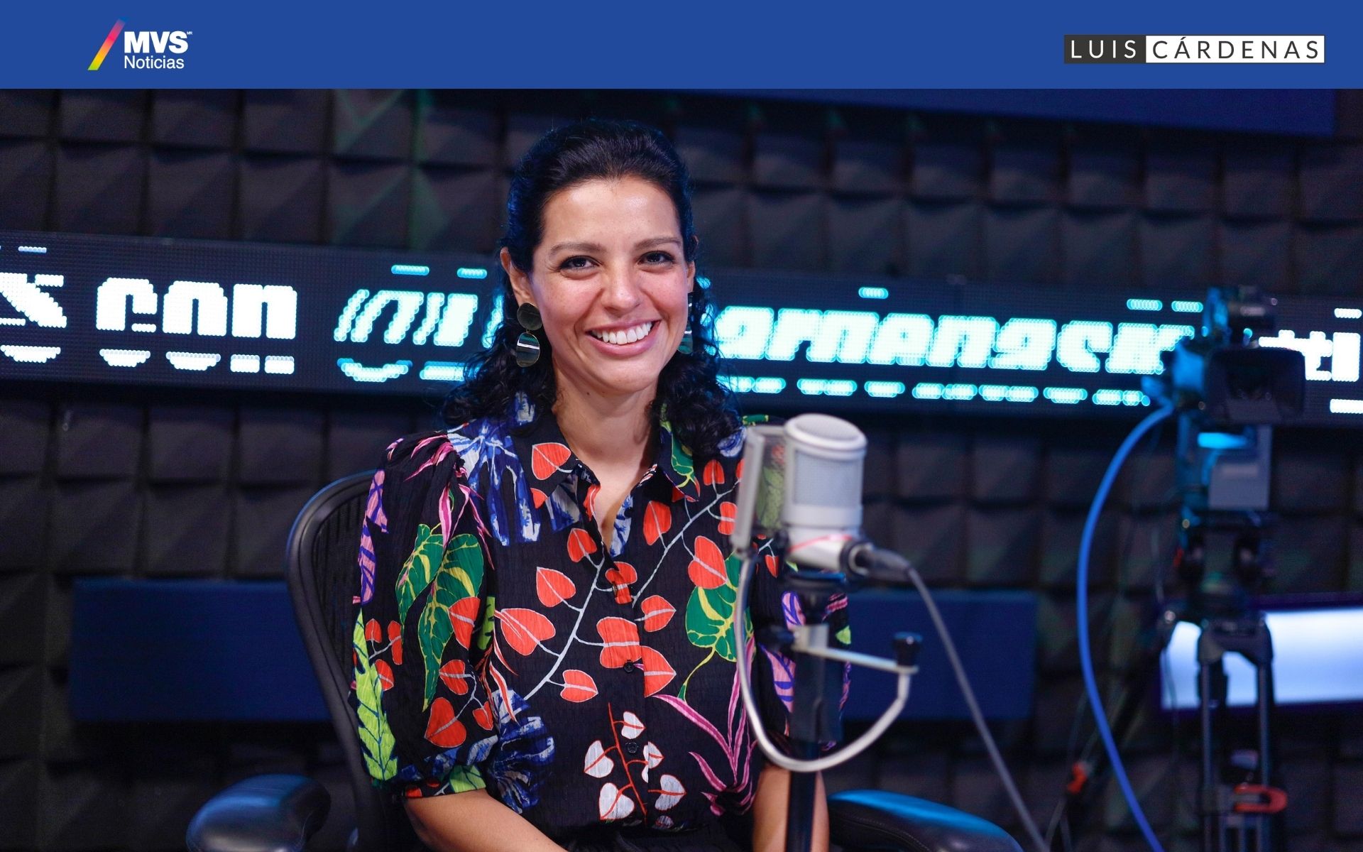 Controversia por Contenido Adulto en X: Análisis de Laura Coronado